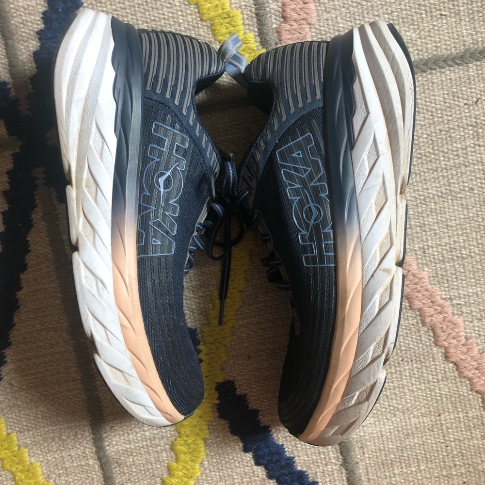HOKA one one 9.5 W